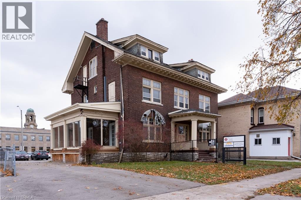 41 Wellington Street, Brantford, Ontario  N3T 2L7 - Photo 2 - 40781091