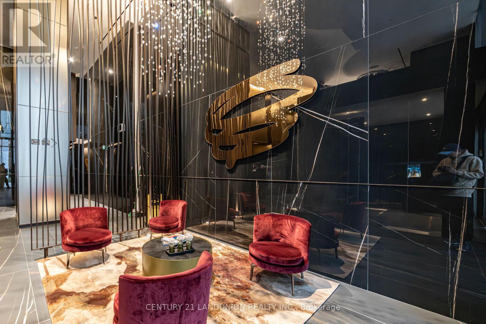 1312 - 11 Yorkville Avenue E, Toronto, Ontario  M4W 0B7 - Photo 2 - C12547676