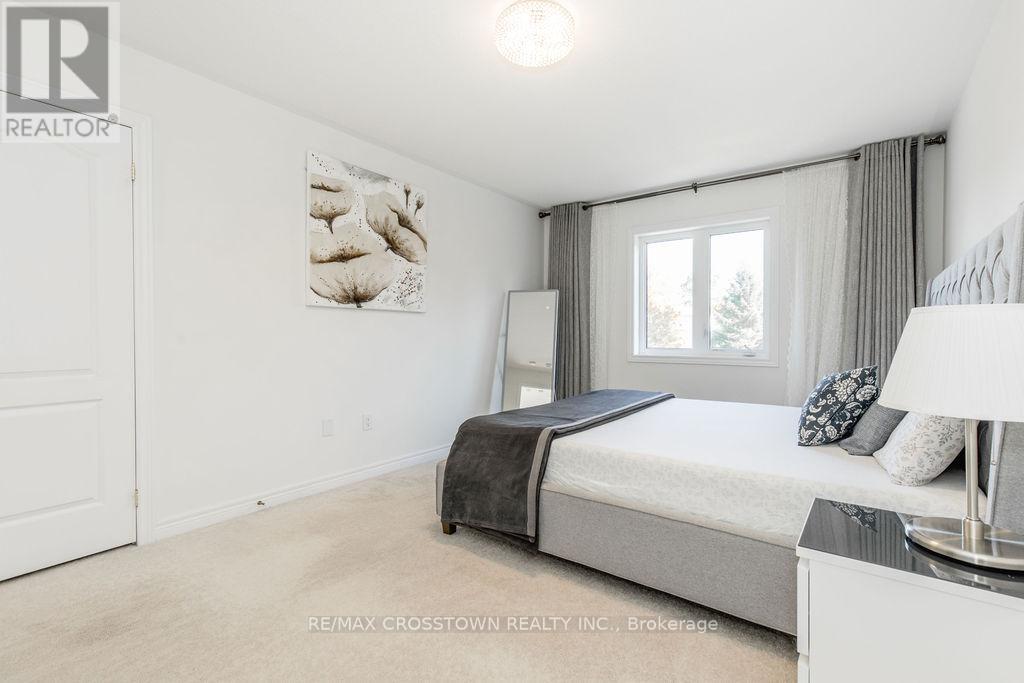 49 Greenwood Drive, Essa, Ontario  L3W 0N5 - Photo 27 - N12475422