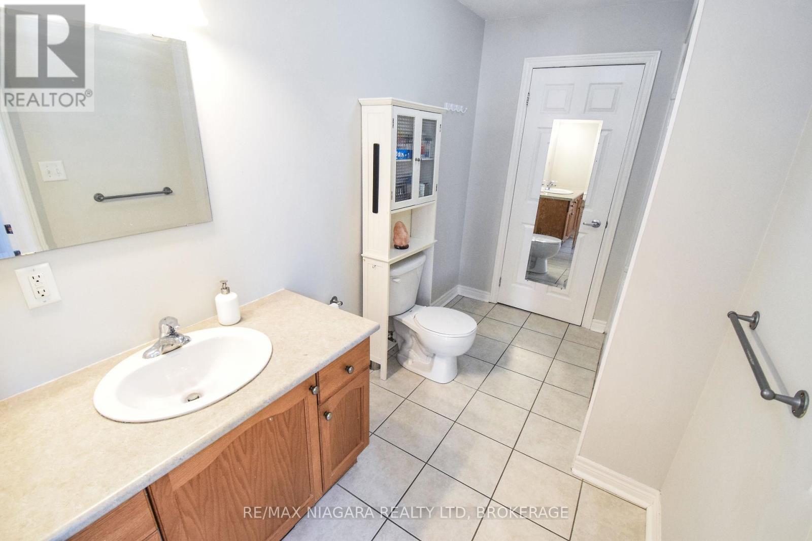 114 - 6365 Drummond Road, Niagara Falls, Ontario  L2G 4N1 - Photo 25 - X12401032