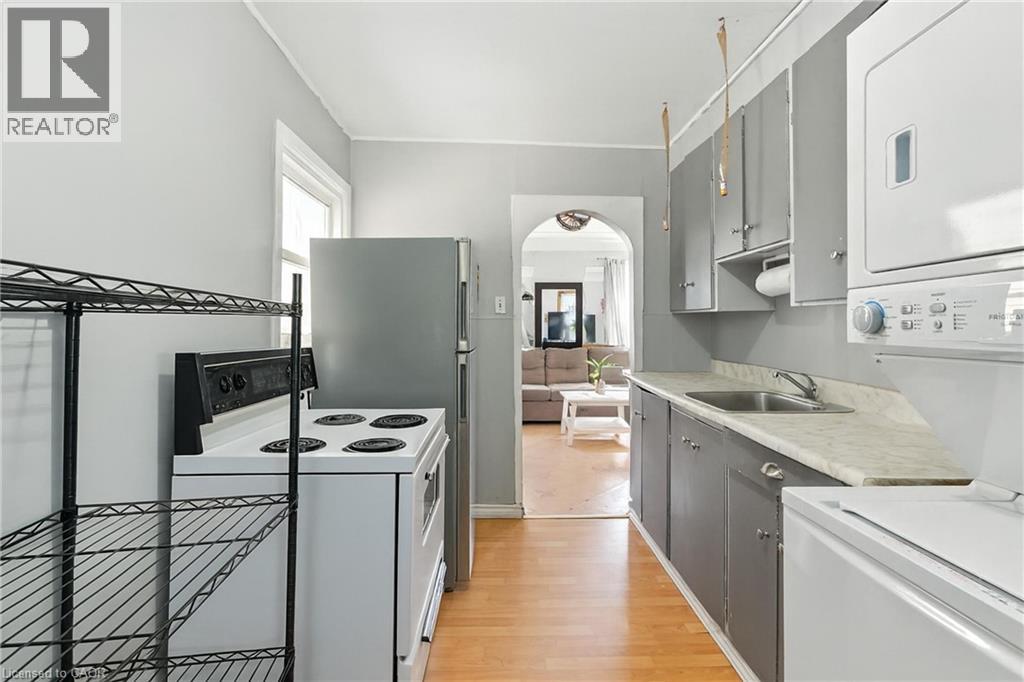 391 Fairfield Avenue, Hamilton, Ontario  L8H 5J1 - Photo 5 - 40789055