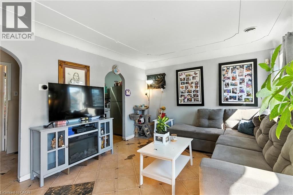 391 Fairfield Avenue, Hamilton, Ontario  L8H 5J1 - Photo 6 - 40789055