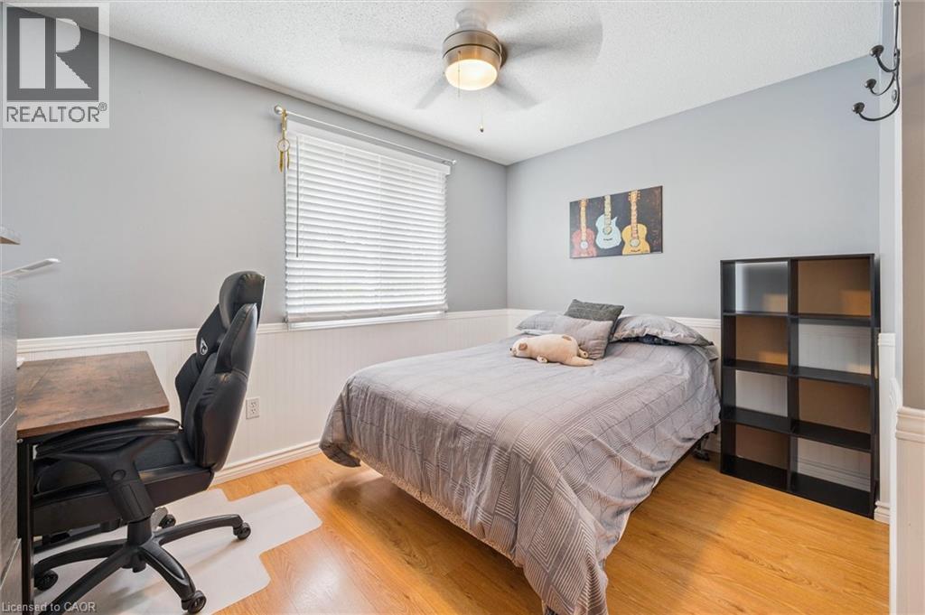 747 Fairway Court, Kitchener, Ontario  N2A 4B4 - Photo 22 - 40773868