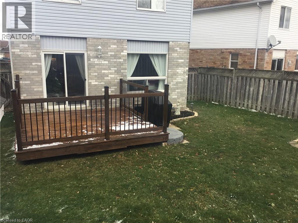 747 Fairway Court, Kitchener, Ontario  N2A 4B4 - Photo 34 - 40773868