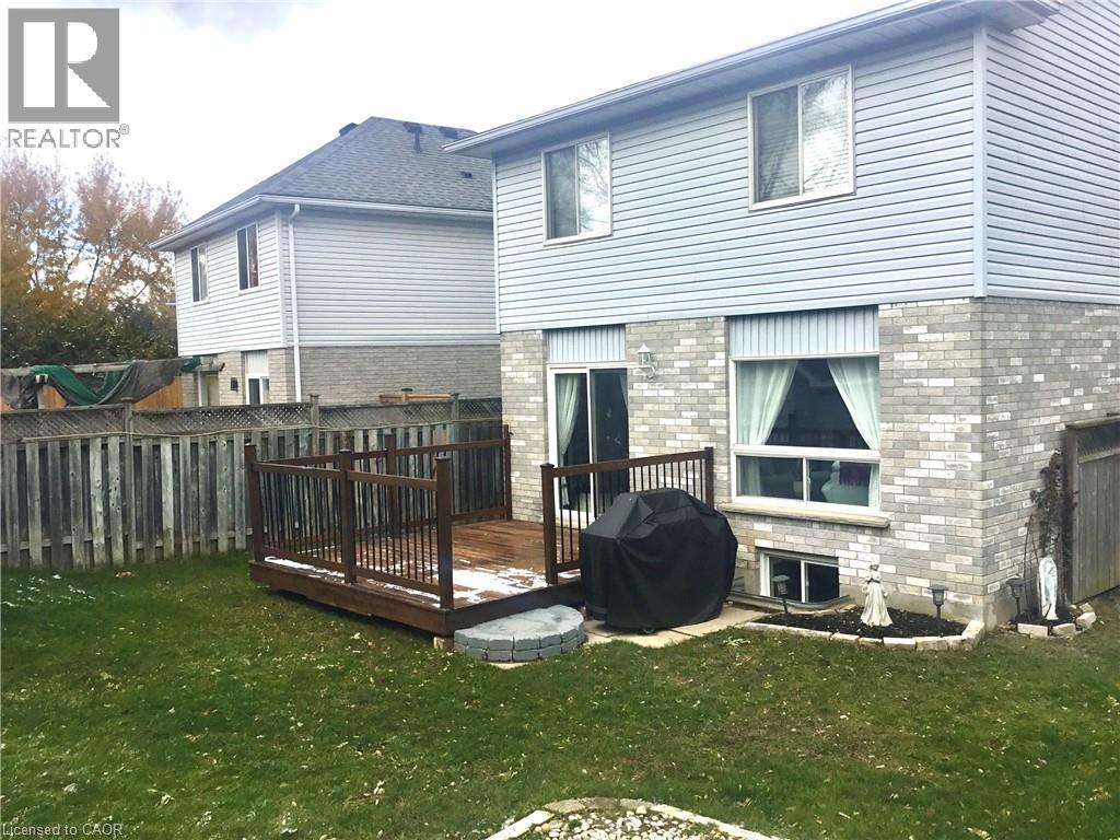 747 Fairway Court, Kitchener, Ontario  N2A 4B4 - Photo 35 - 40773868