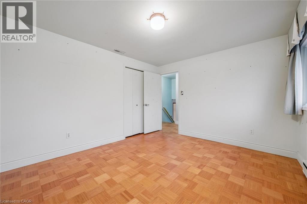 1 Marketa Crescent, Kitchener, Ontario  N2B 3B5 - Photo 33 - 40785193