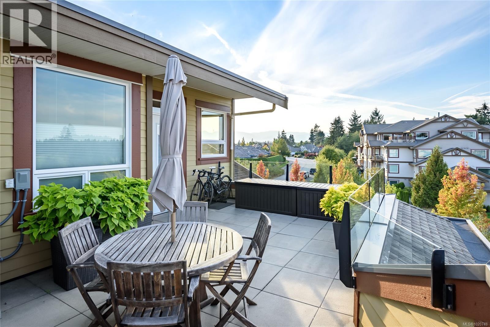 641 3666 Royal Vista Way, Courtenay, British Columbia  V9N 9X8 - Photo 11 - 1020748