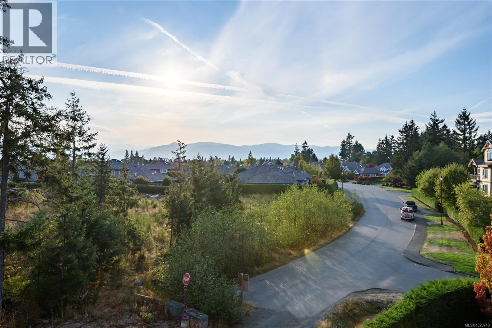 641 3666 Royal Vista Way, Courtenay, British Columbia  V9N 9X8 - Photo 44 - 1020748