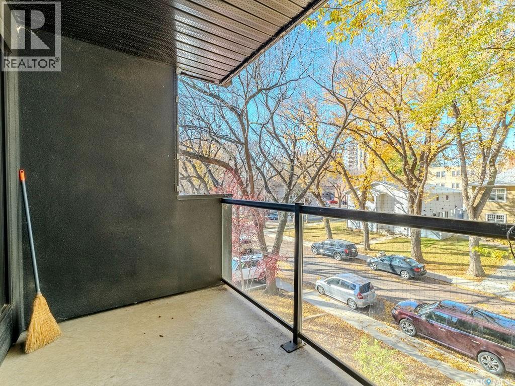 301 512 4th Avenue N, Saskatoon, Saskatchewan  S7K 2M7 - Photo 2 - SK024282