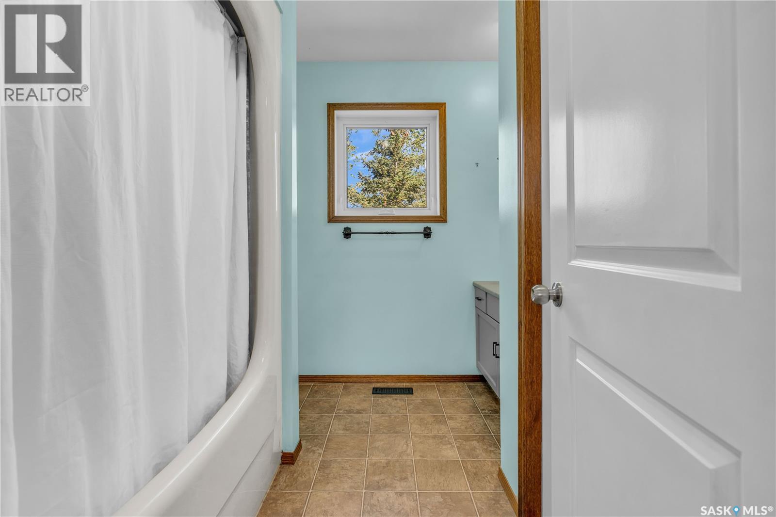 901 Connaught Avenue, Limerick, Saskatchewan  S0H 2P0 - Photo 11 - SK024279