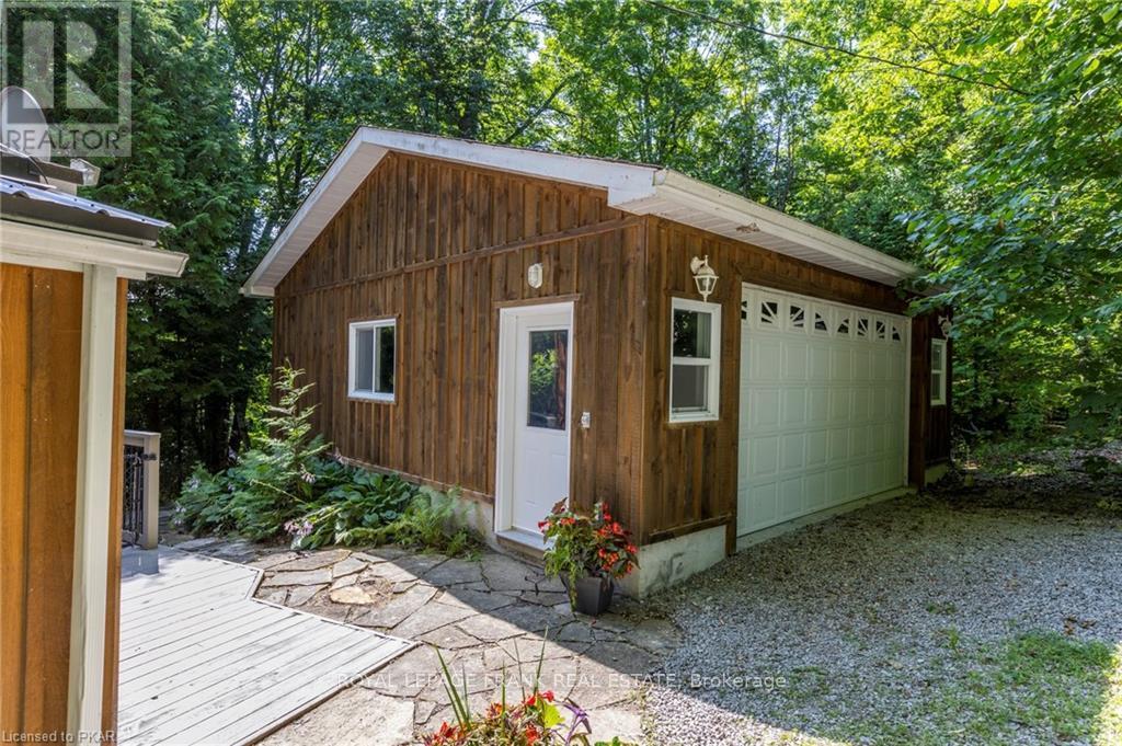 11 Fire Route 27, Trent Lakes, Ontario  K0L 1J0 - Photo 21 - X12291839