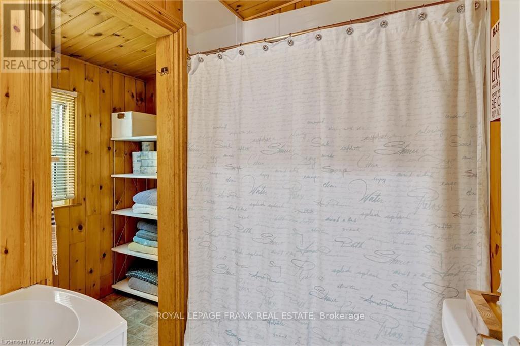 11 Fire Route 27, Trent Lakes, Ontario  K0L 1J0 - Photo 15 - X12291839