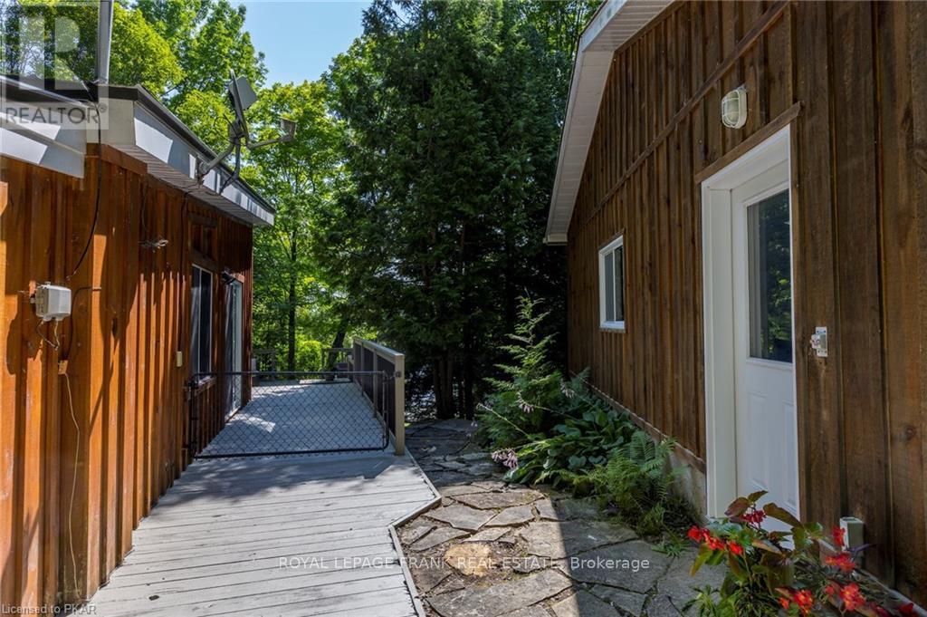 11 Fire Route 27, Trent Lakes, Ontario  K0L 1J0 - Photo 22 - X12291839