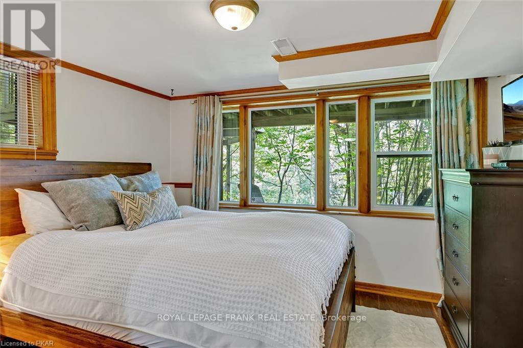 11 Fire Route 27, Trent Lakes, Ontario  K0L 1J0 - Photo 18 - X12291839