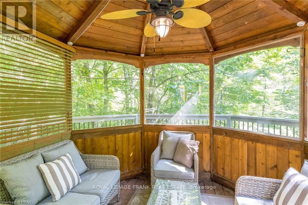 11 Fire Route 27, Trent Lakes, Ontario  K0L 1J0 - Photo 5 - X12291839