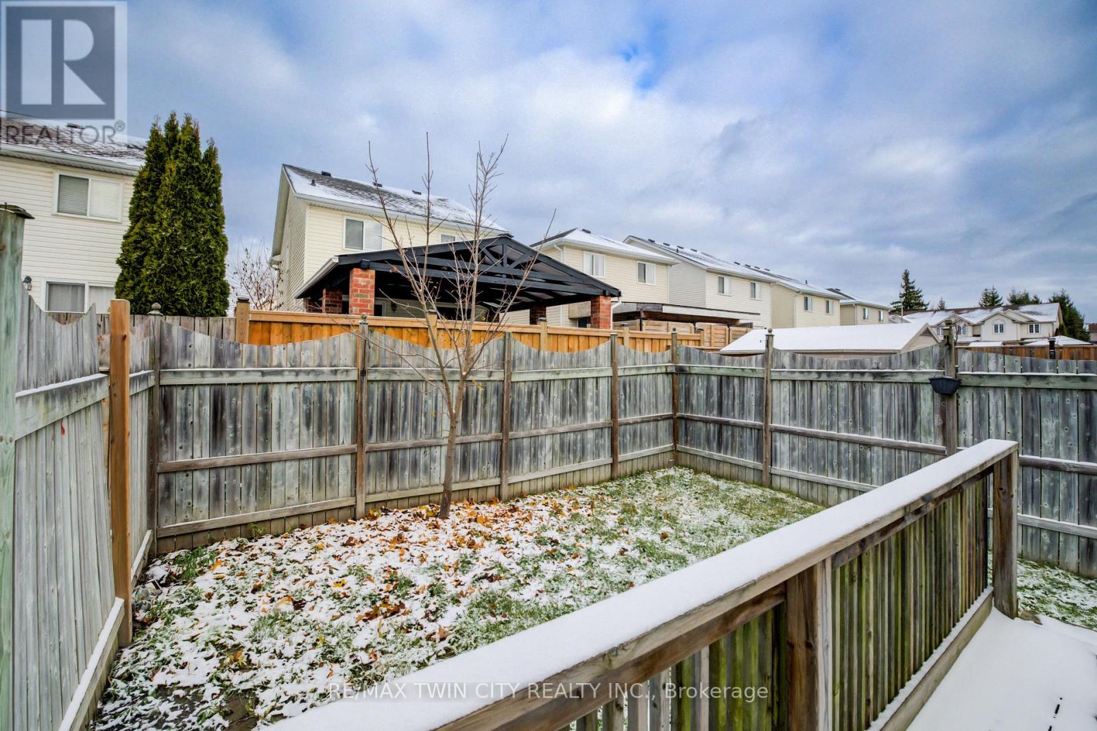 68 Foxglove Crescent, Waterloo, Ontario  N2E 3Y7 - Photo 38 - X12555984