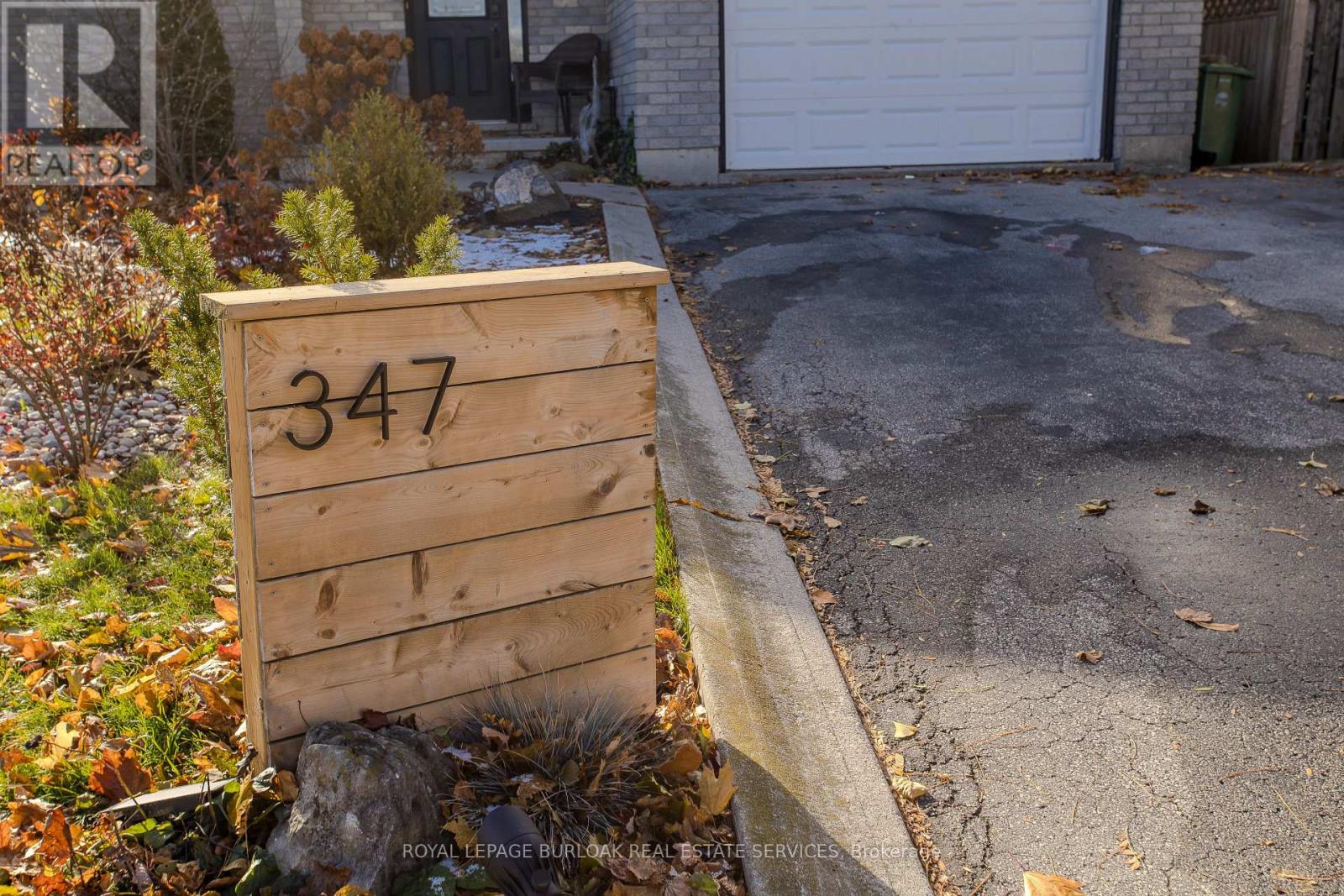 347 Delancey Boulevard, Hamilton, Ontario L9B 2B4 - Photo 35 - X12556260