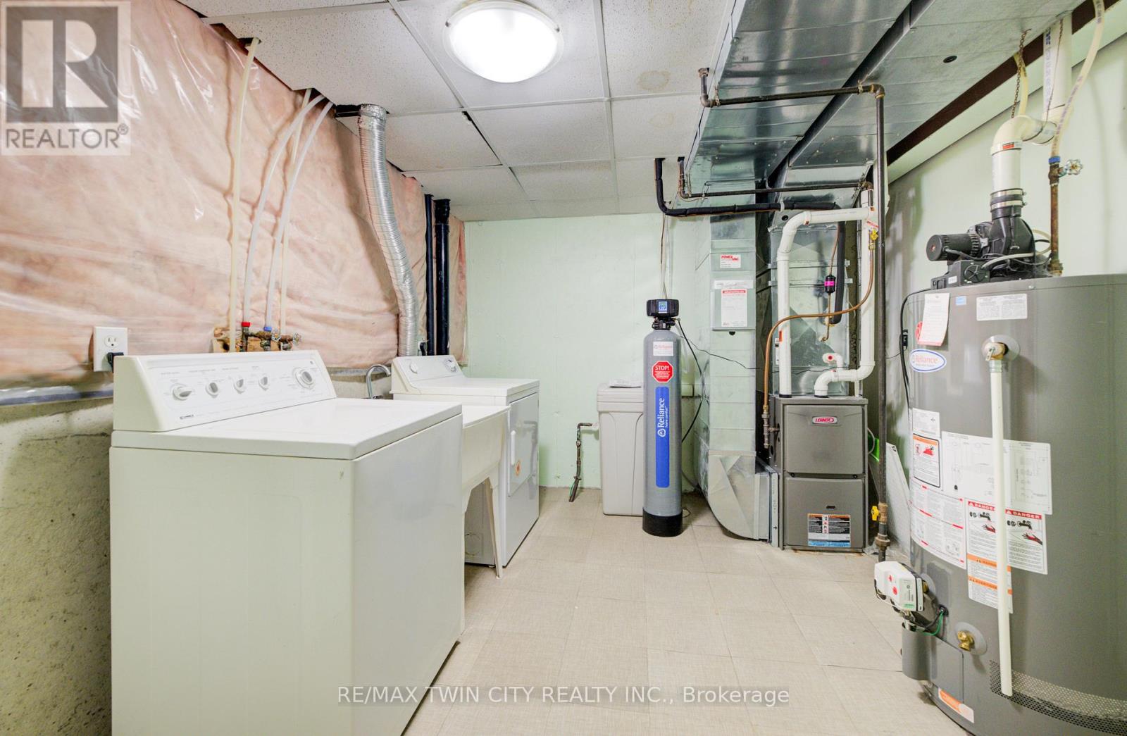 68 Foxglove Crescent, Waterloo, Ontario  N2E 3Y7 - Photo 35 - X12555984