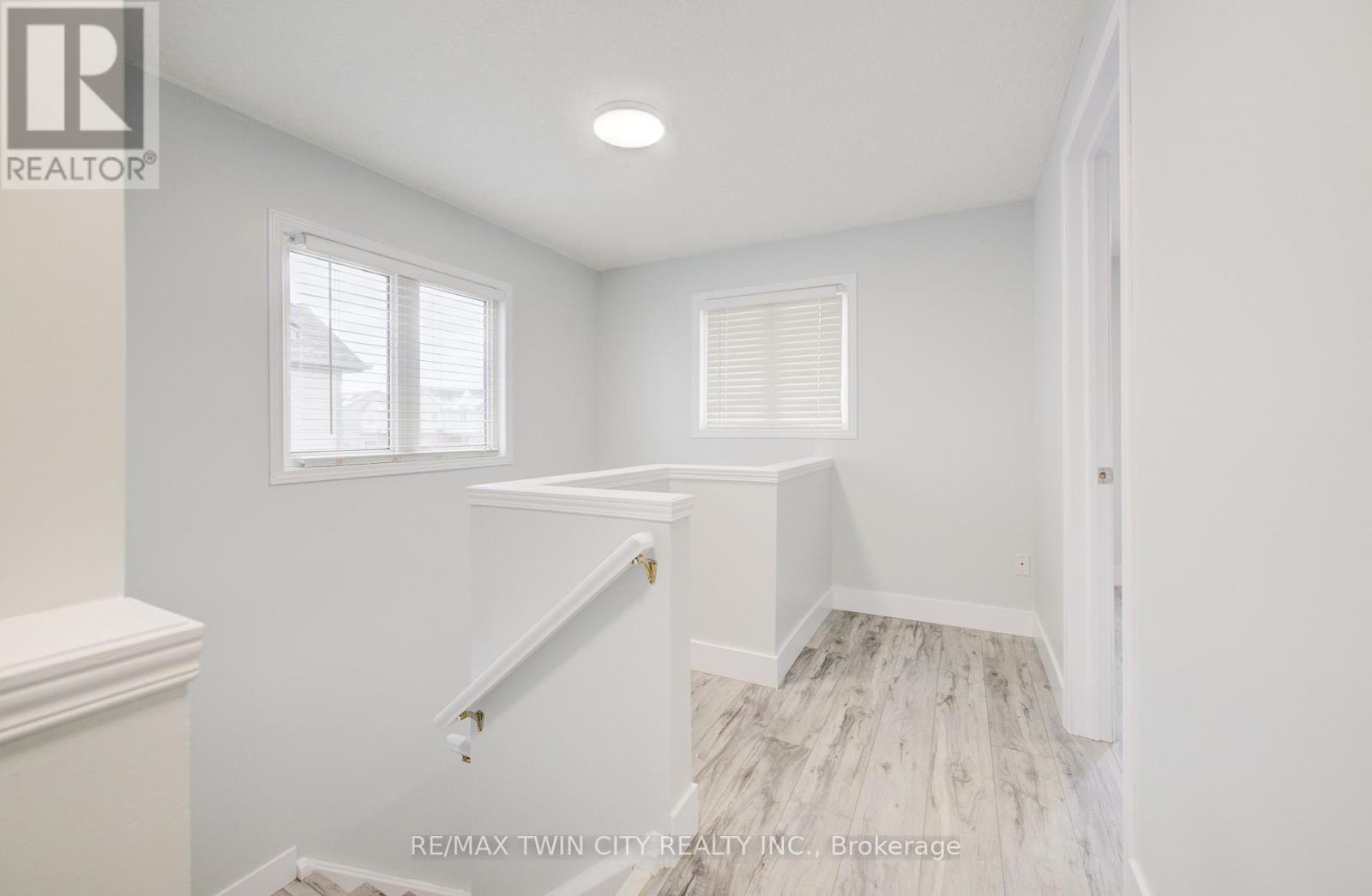 68 Foxglove Crescent, Waterloo, Ontario  N2E 3Y7 - Photo 19 - X12555984