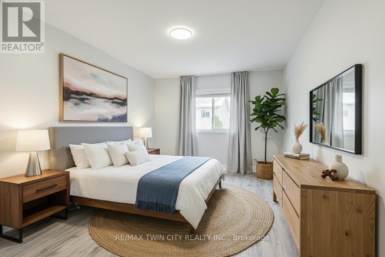 68 Foxglove Crescent, Waterloo, Ontario  N2E 3Y7 - Photo 26 - X12555984