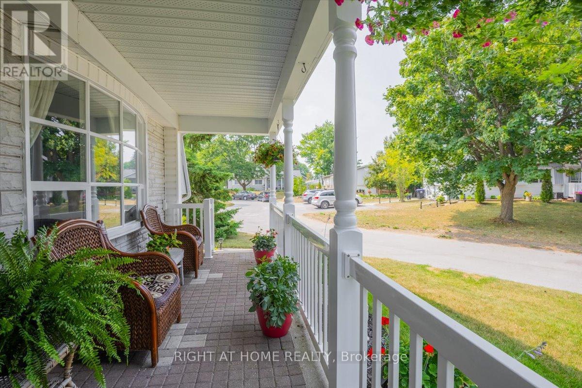 30 Main Street, Innisfil, Ontario  L9S 1L9 - Photo 2 - N12556558