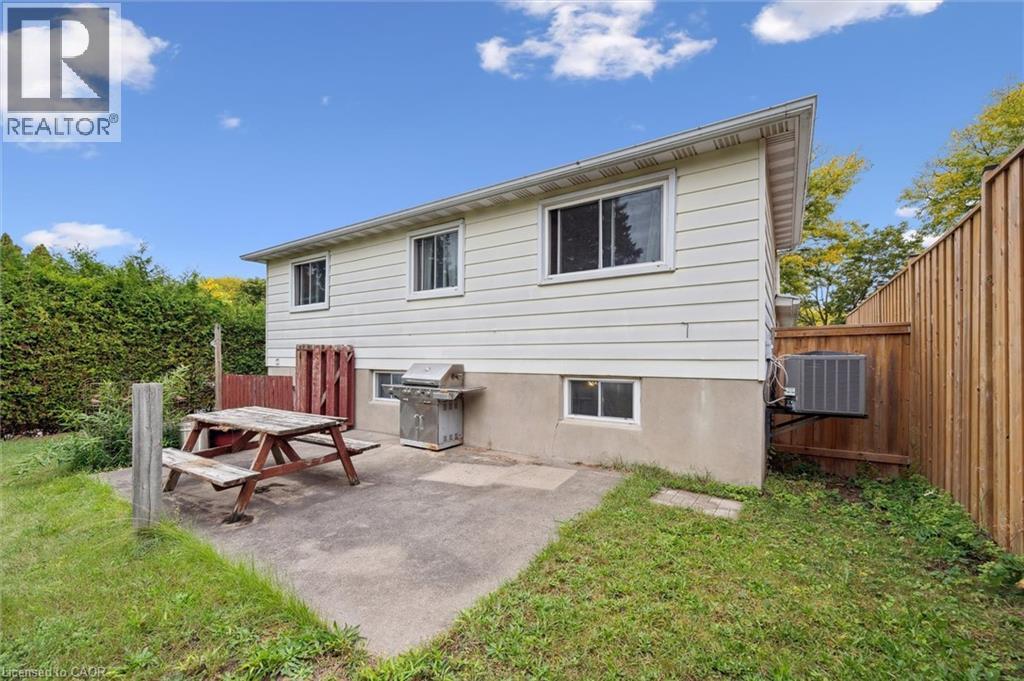 85 Christopher Drive, Waterloo, Ontario  N2J 4J6 - Photo 28 - 40774634