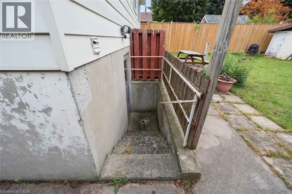 85 Christopher Drive, Waterloo, Ontario  N2J 4J6 - Photo 35 - 40774634