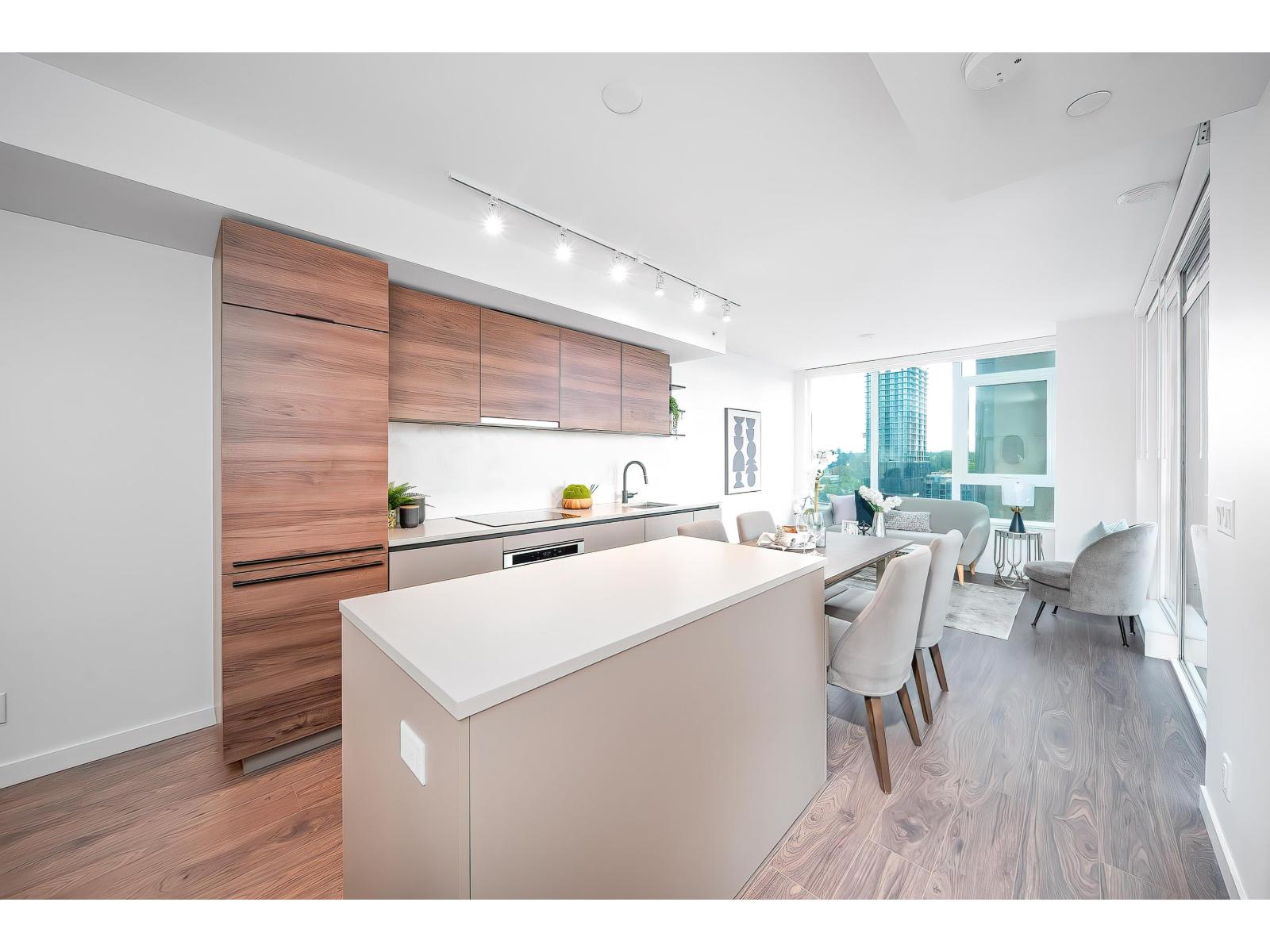 1308 10448 University Drive, Surrey, British Columbia  V3T 0S7 - Photo 6 - R3055874