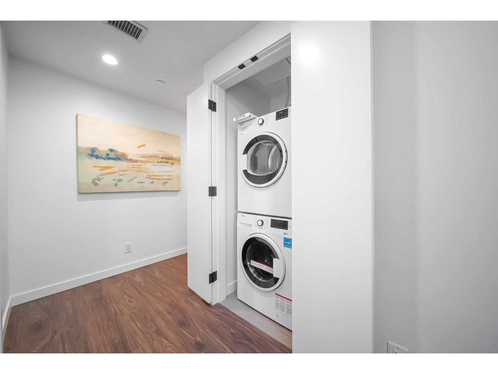 1308 10448 University Drive, Surrey, British Columbia  V3T 0S7 - Photo 14 - R3055874