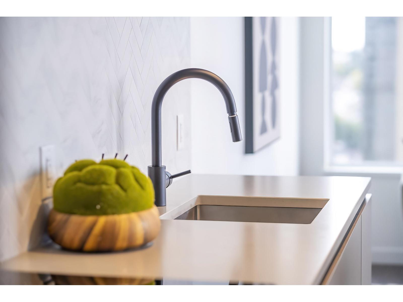 1308 10448 University Drive, Surrey, British Columbia  V3T 0S7 - Photo 12 - R3055874