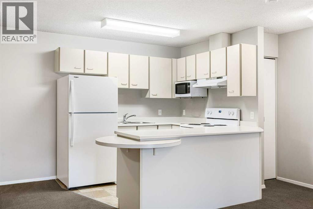 2511, 3400 Edenwold Heights Nw, Calgary, Alberta  T3A 3Y5 - Photo 9 - A2265069