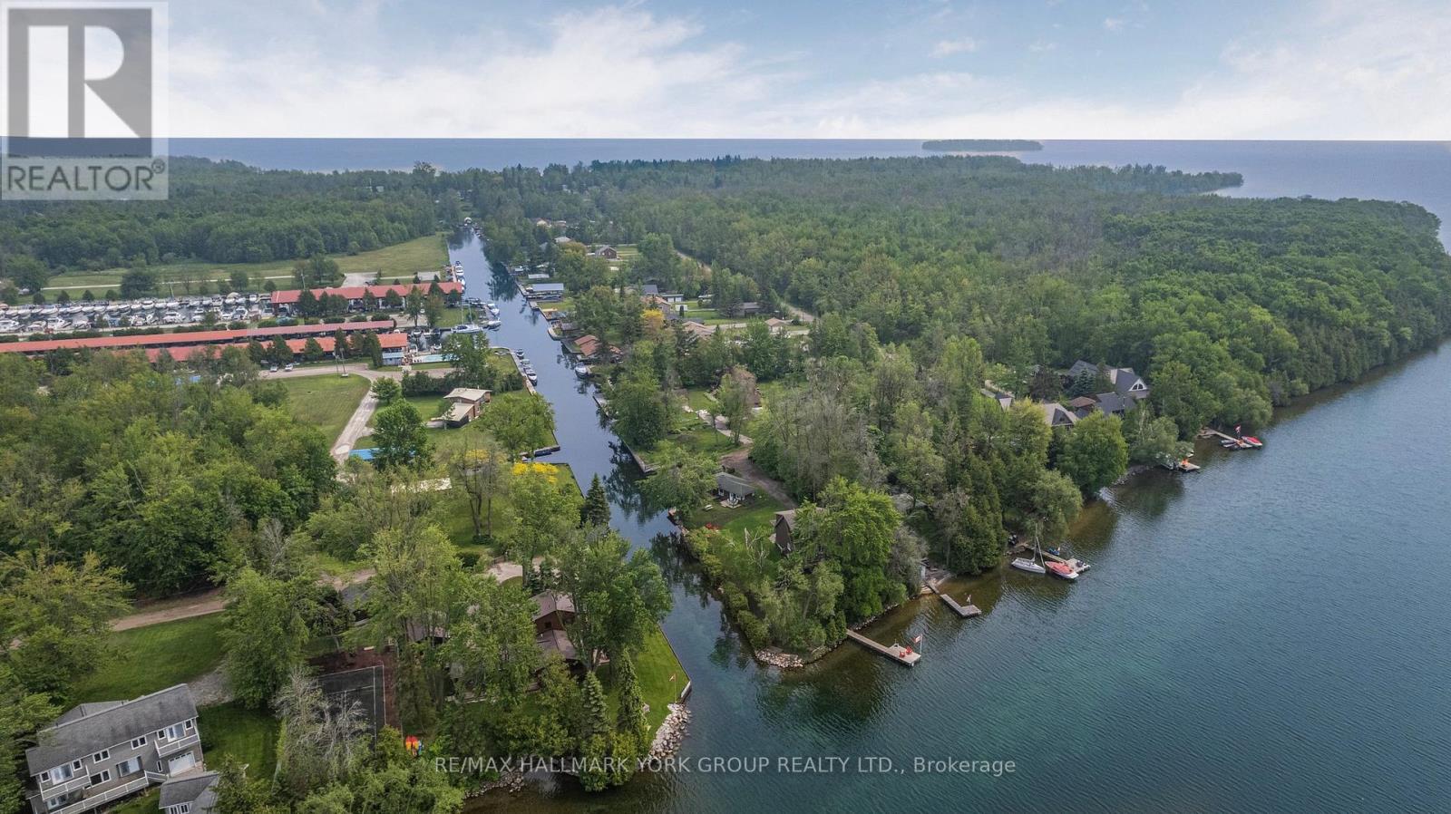 1000 Strawberry Island, Ramara, Ontario  L3V 6H7 - Photo 17 - S12556594