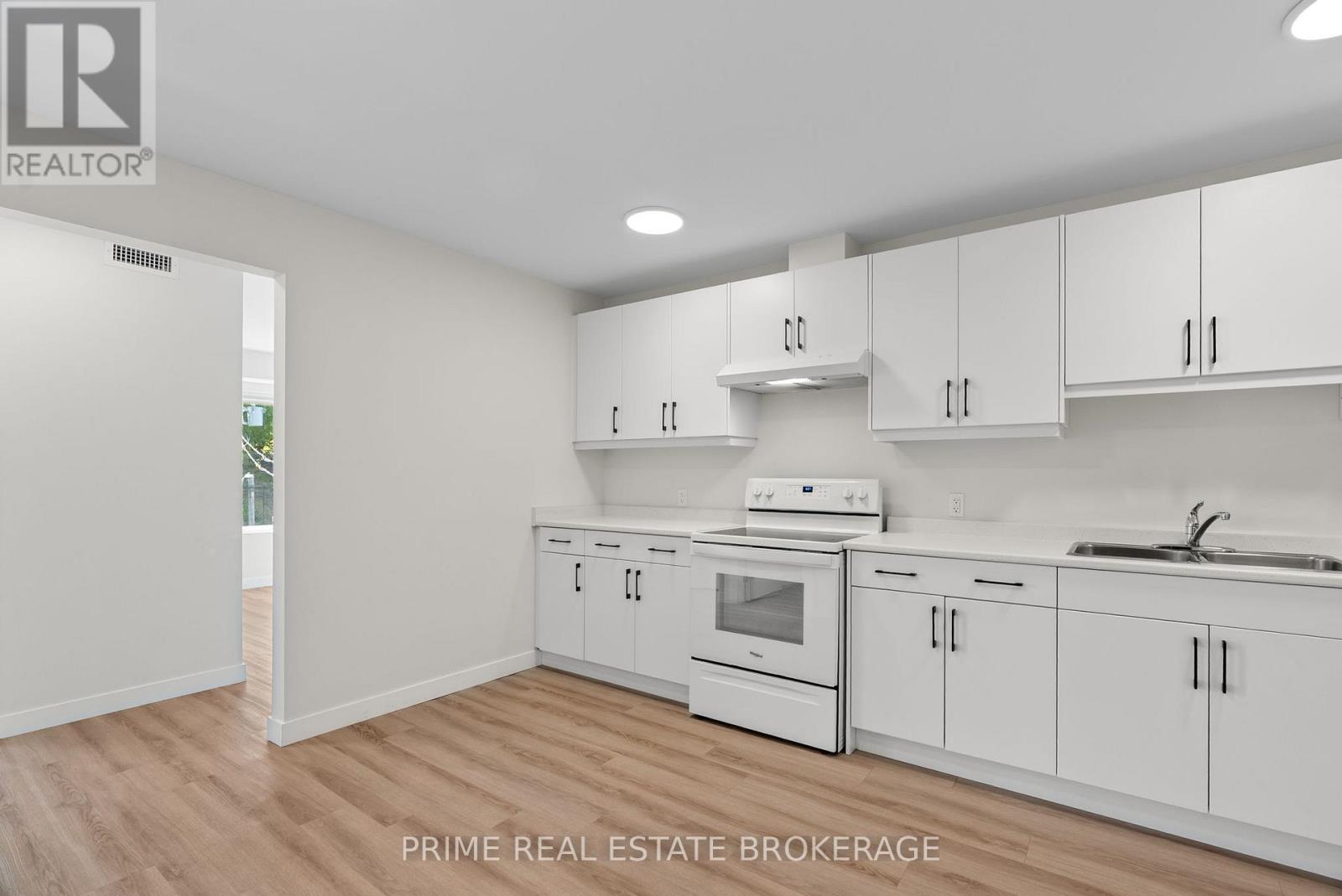 370 William Street, South Huron, Ontario  N0M 1S2 - Photo 21 - X12556694