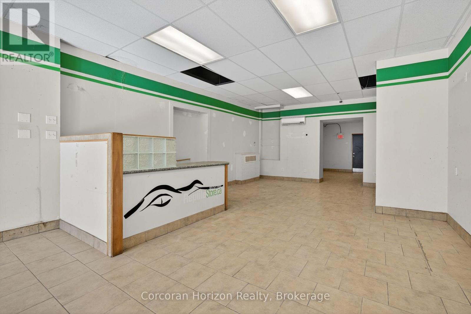 467 King Street E, Hamilton, Ontario  L8N 1C7 - Photo 5 - X12556698