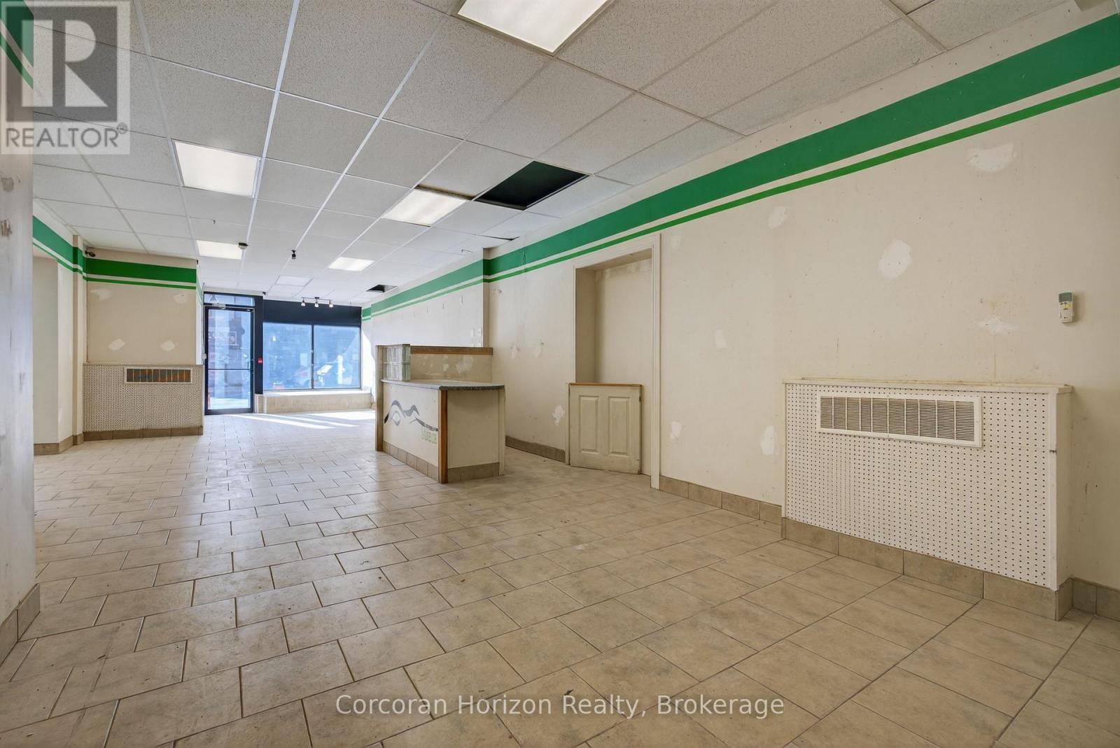 467 King Street E, Hamilton, Ontario  L8N 1C7 - Photo 6 - X12556698