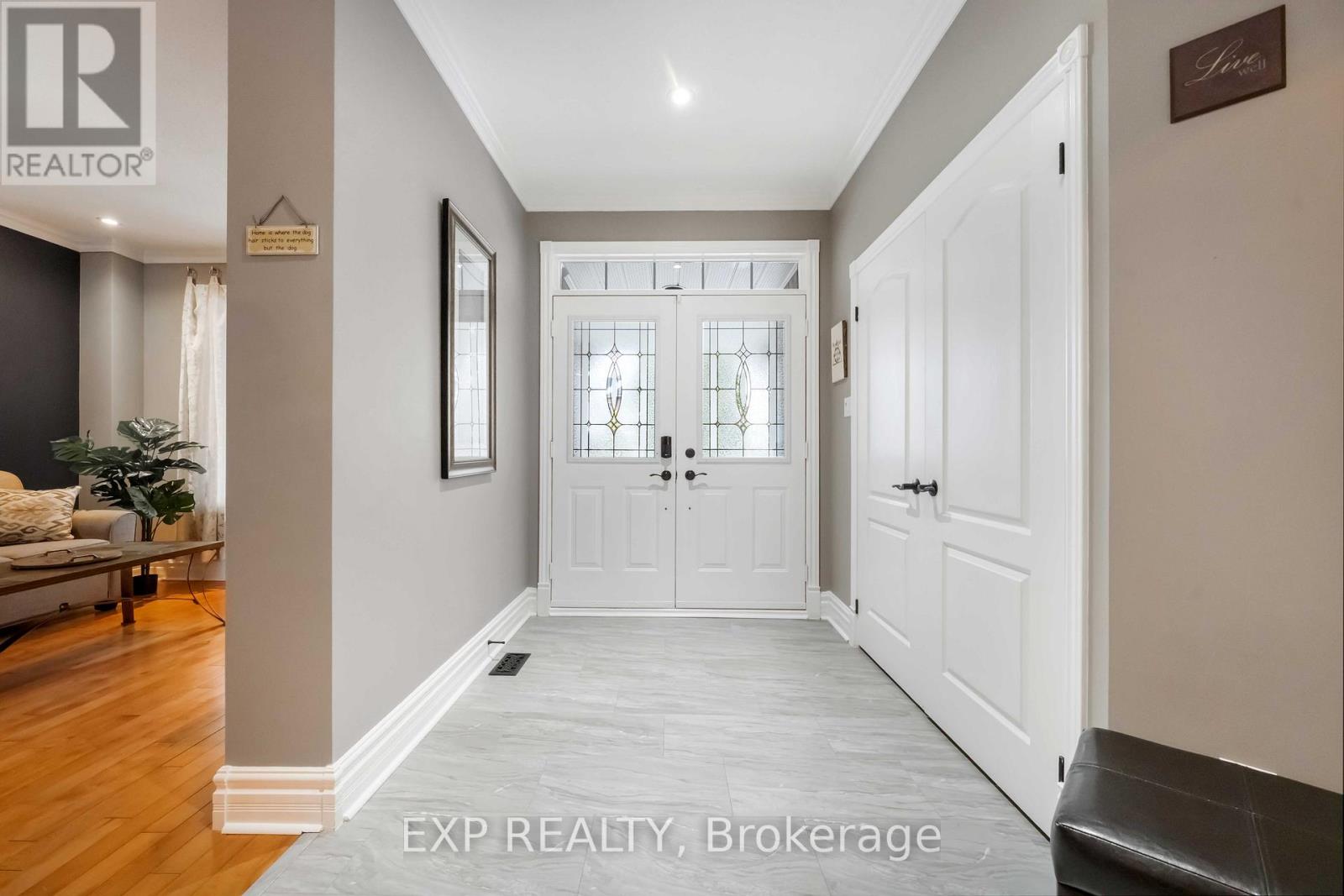 2095 Avebury Drive, Ottawa, Ontario  K4A 4G2 - Photo 2 - X12556658