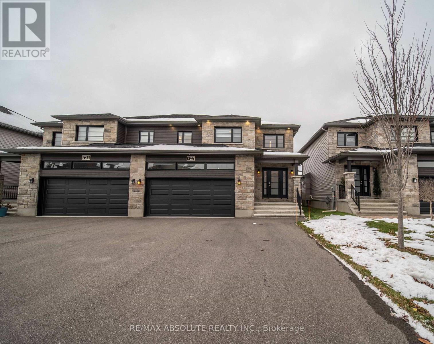 727 Azure Street N, Russell, Ontario  K4R 0E6 - Photo 1 - X12556678