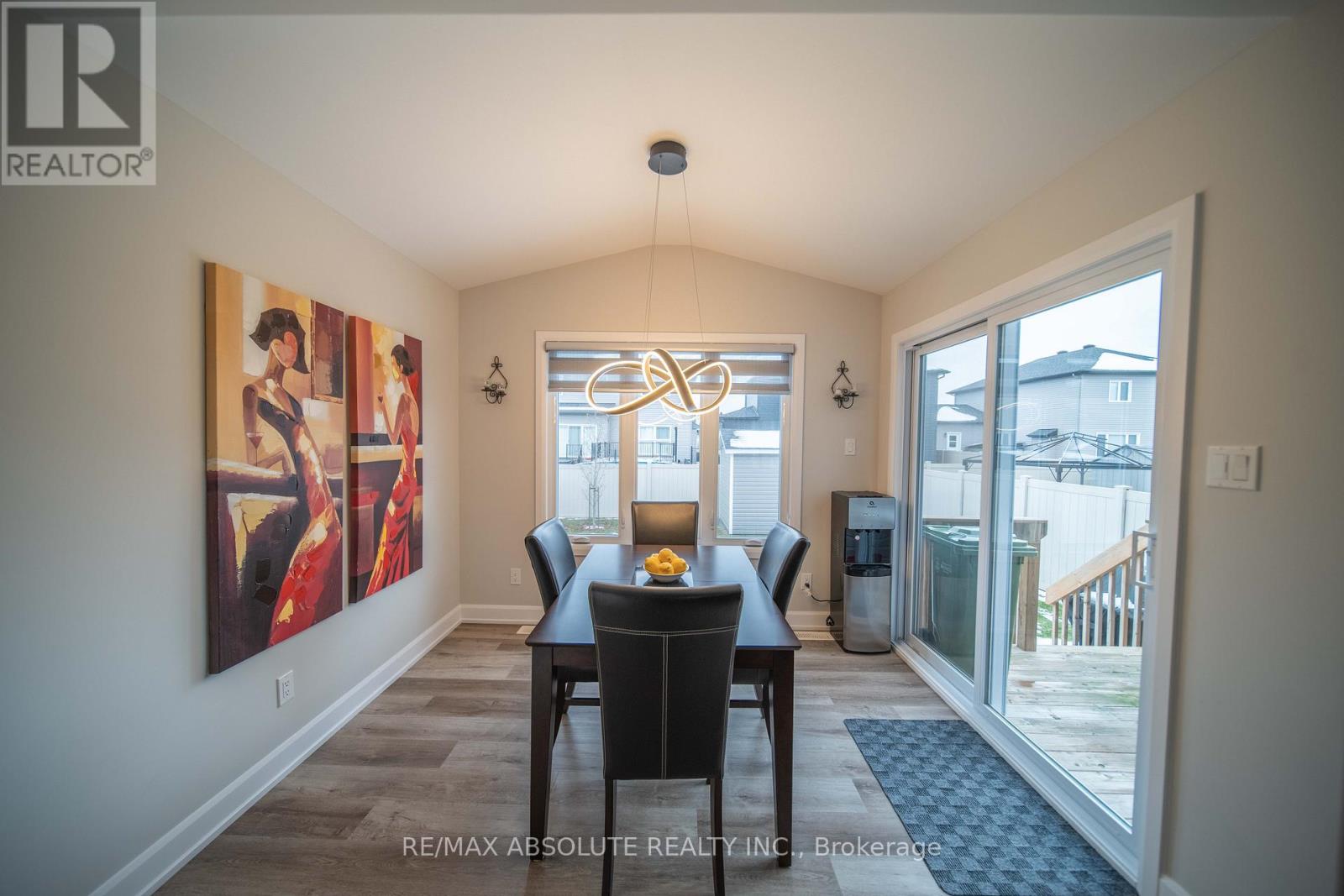 727 Azure Street N, Russell, Ontario  K4R 0E6 - Photo 10 - X12556678