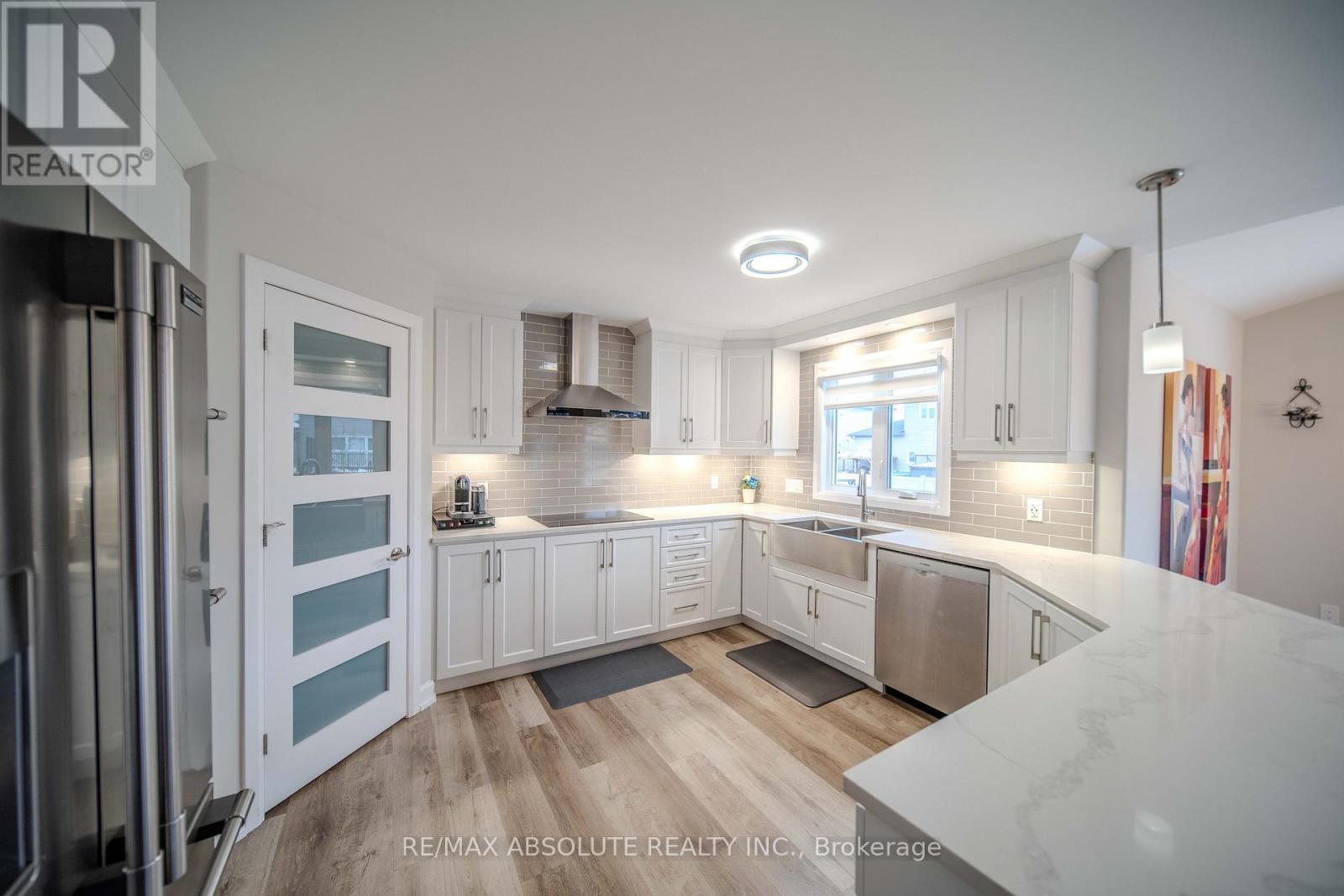 727 Azure Street N, Russell, Ontario  K4R 0E6 - Photo 16 - X12556678