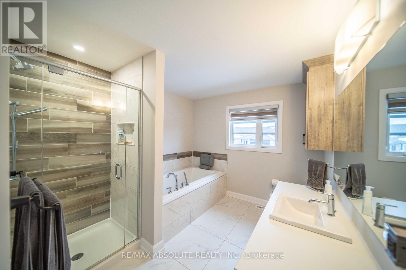 727 Azure Street N, Russell, Ontario  K4R 0E6 - Photo 24 - X12556678