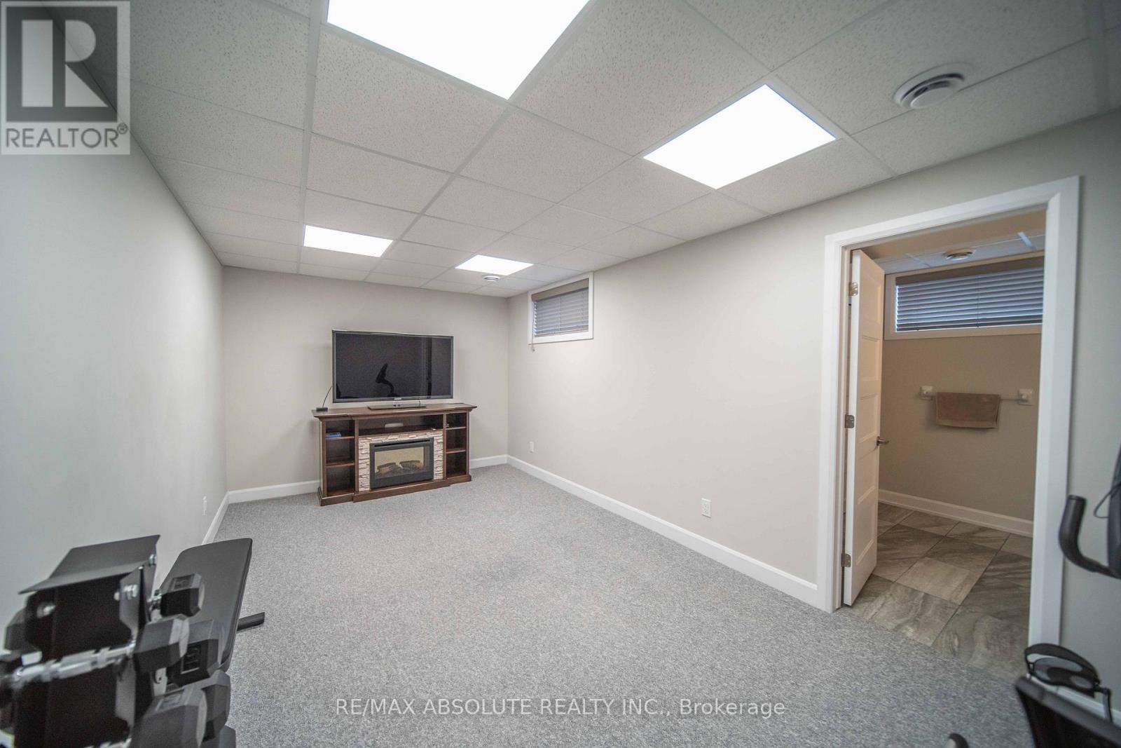 727 Azure Street N, Russell, Ontario  K4R 0E6 - Photo 29 - X12556678