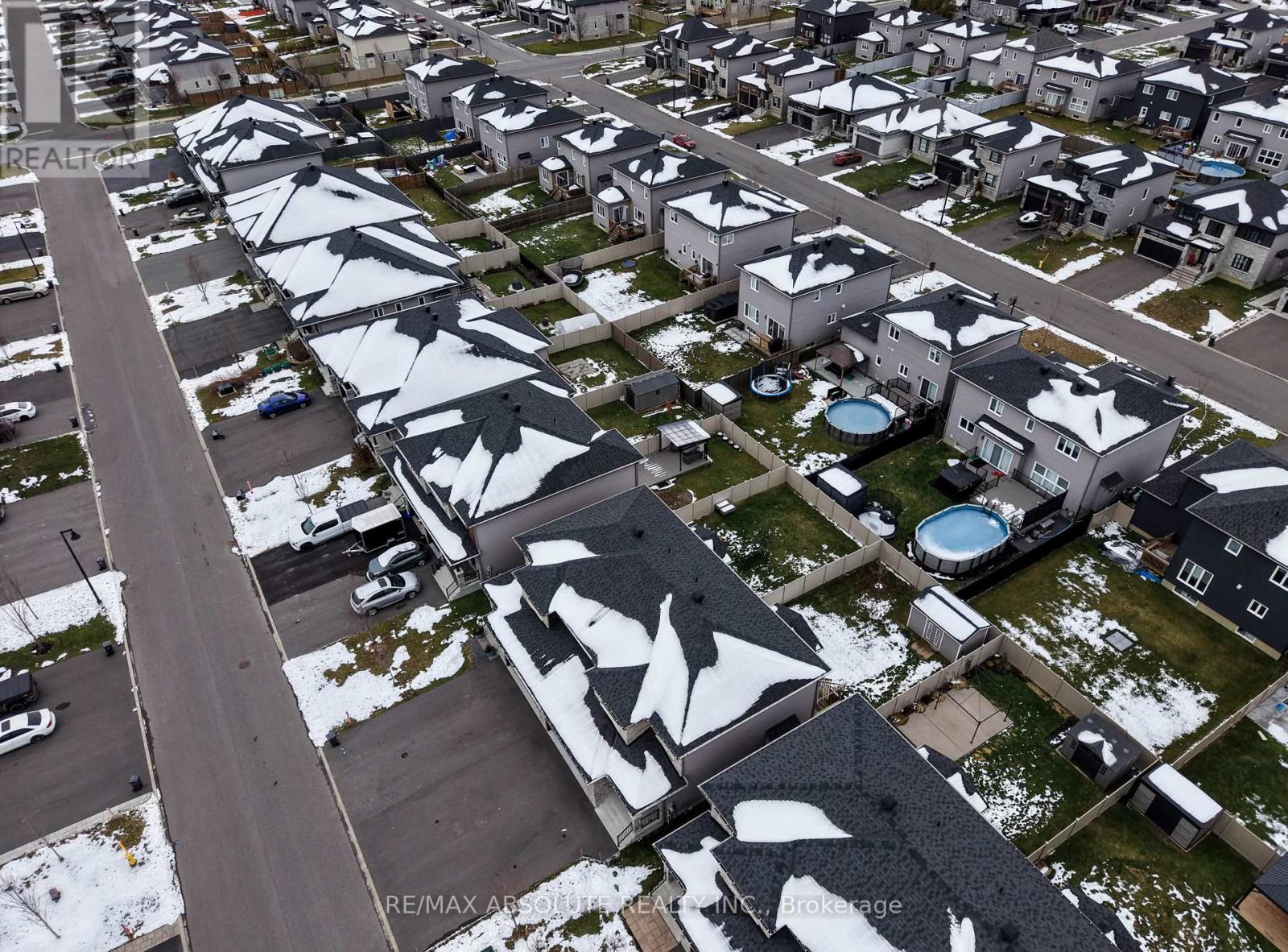 727 Azure Street N, Russell, Ontario  K4R 0E6 - Photo 4 - X12556678