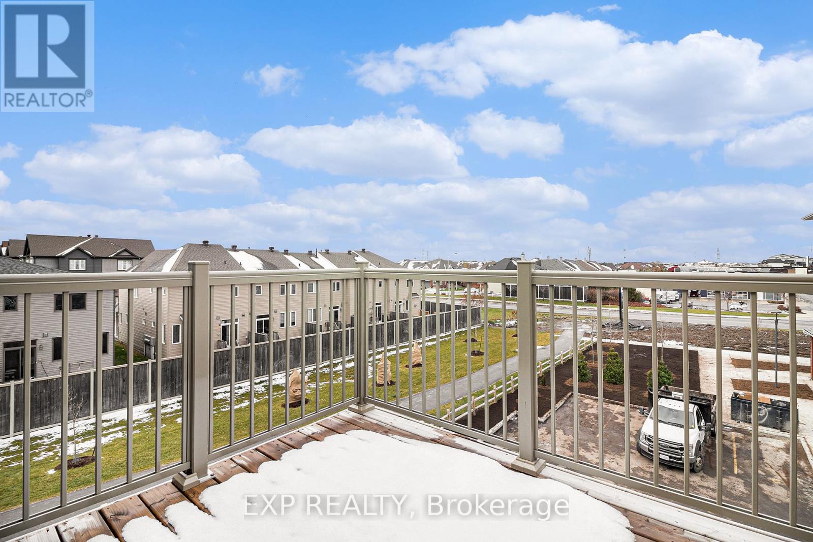 57 Dashing Private, Ottawa, Ontario  K4A 5S7 - Photo 13 - X12556690