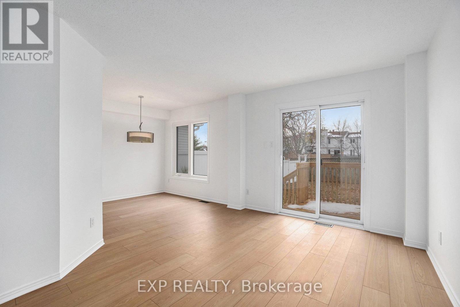 1512 Launay Avenue, Ottawa, Ontario  K4A 3S1 - Photo 4 - X12556736