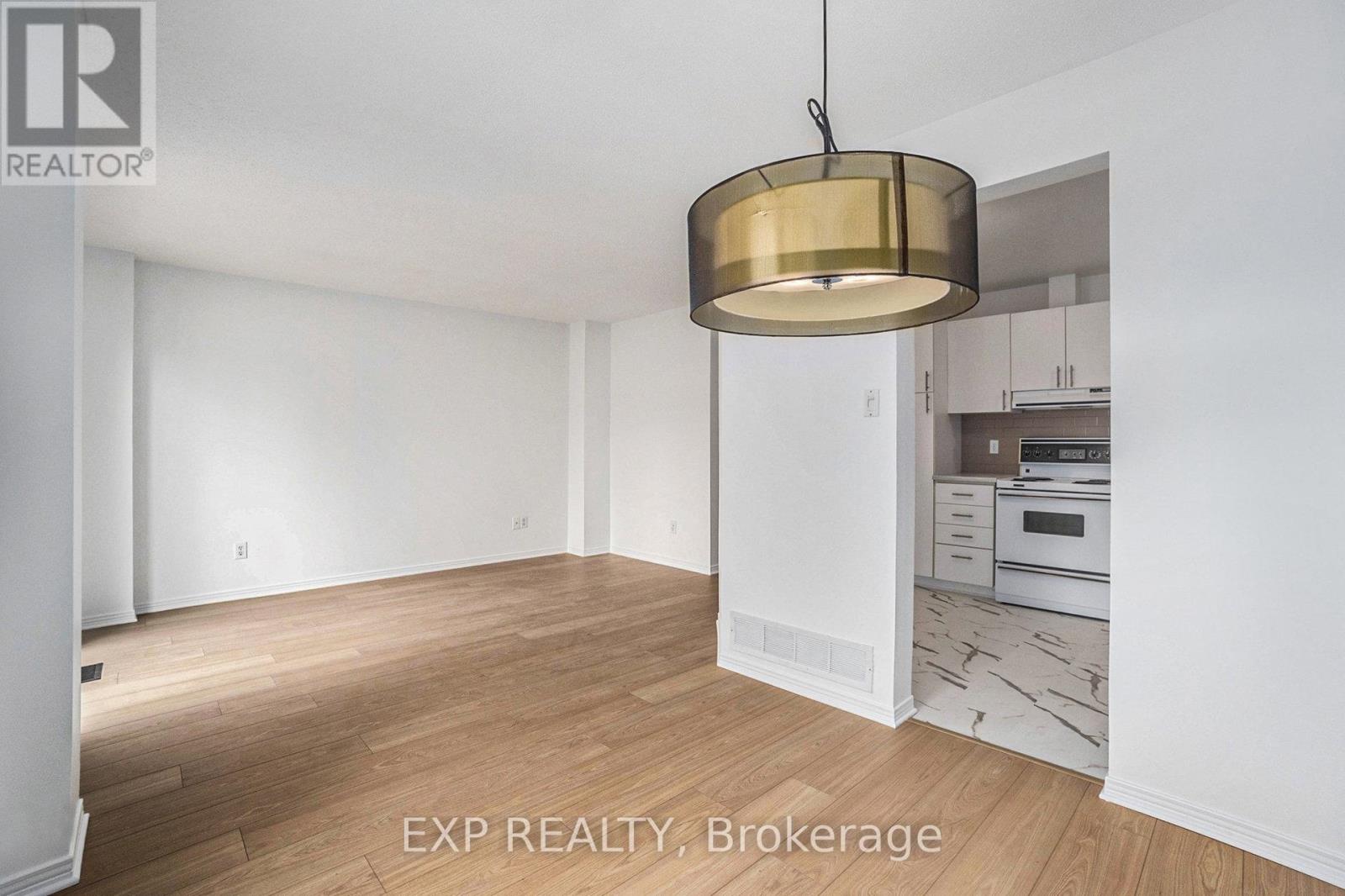 1512 Launay Avenue, Ottawa, Ontario  K4A 3S1 - Photo 8 - X12556736