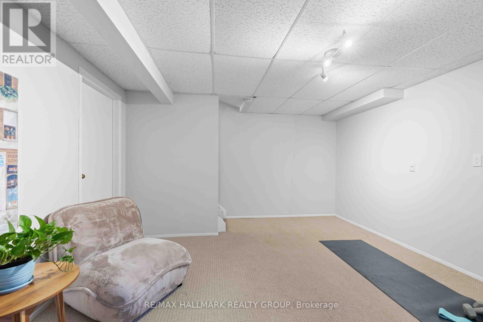 11 - 1160 Shillington Avenue, Ottawa, Ontario  K1Z 7Z4 - Photo 25 - X12556742