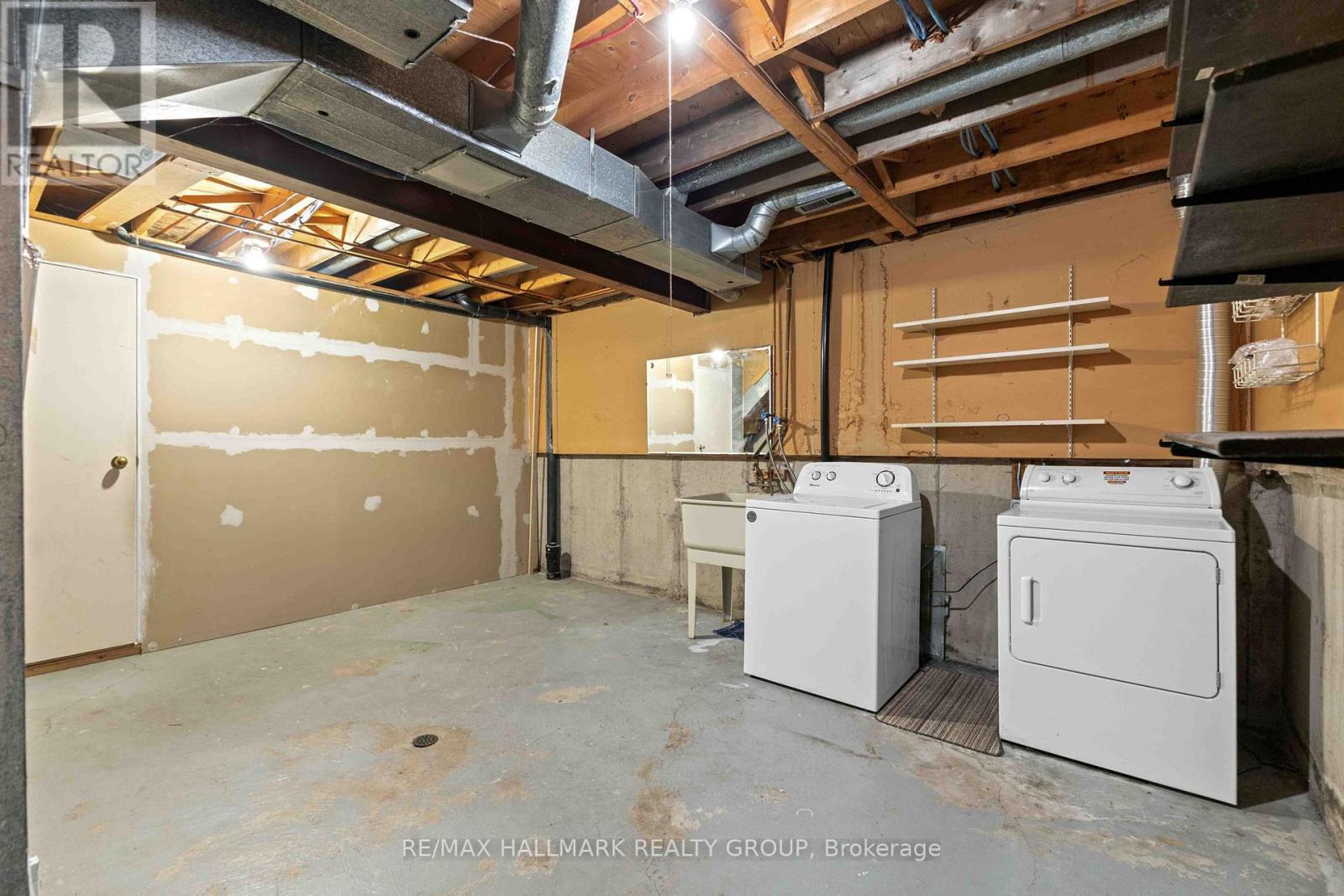 11 - 1160 Shillington Avenue, Ottawa, Ontario  K1Z 7Z4 - Photo 27 - X12556742