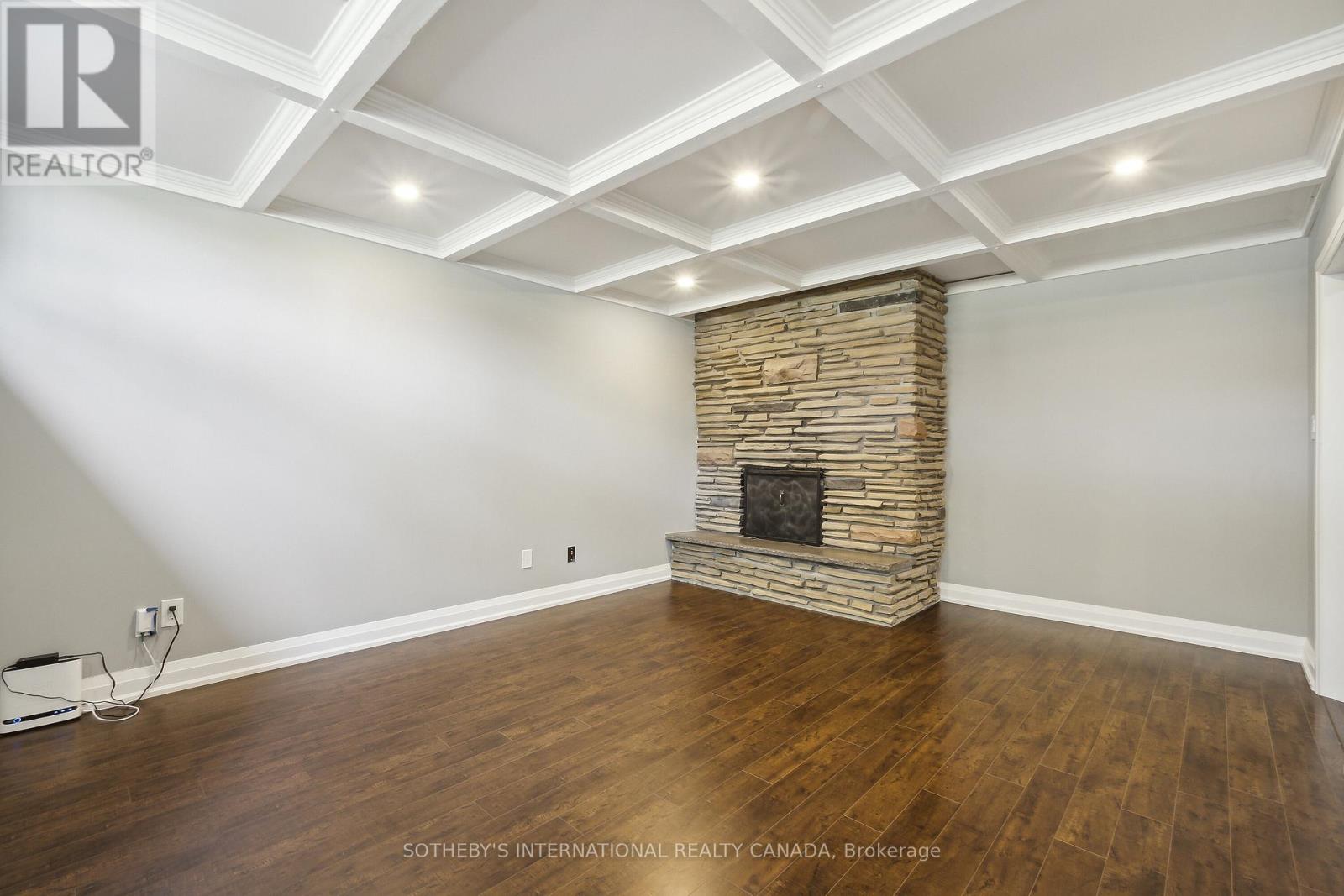 Lower - 14 Laurelwood Crescent, Toronto, Ontario  M9P 1L5 - Photo 10 - W12556520