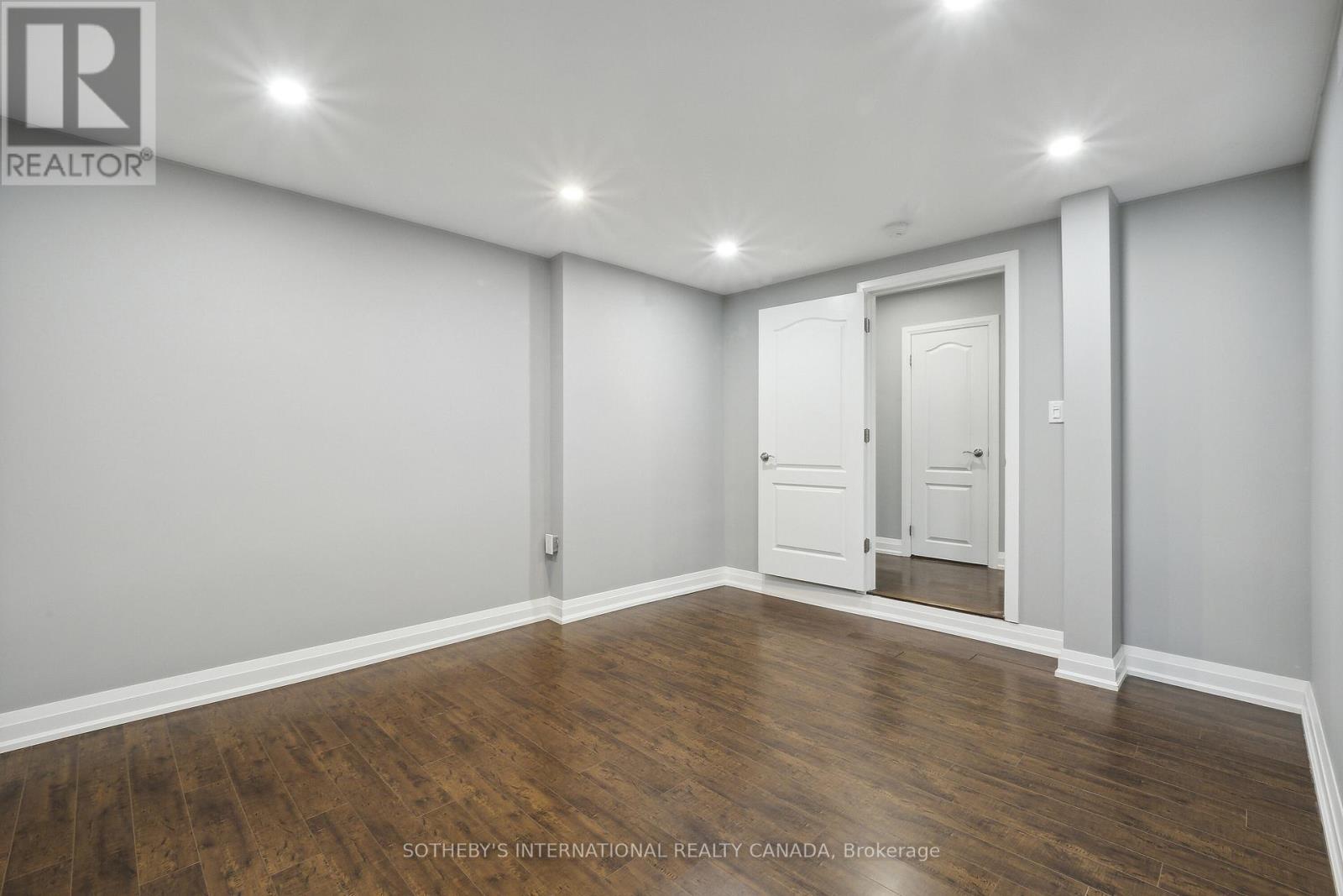 Lower - 14 Laurelwood Crescent, Toronto, Ontario  M9P 1L5 - Photo 17 - W12556520