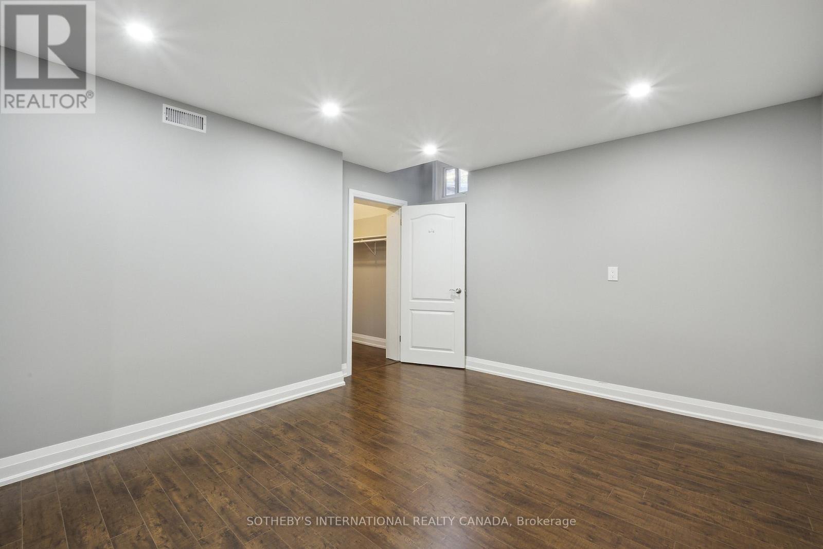 Lower - 14 Laurelwood Crescent, Toronto, Ontario  M9P 1L5 - Photo 20 - W12556520